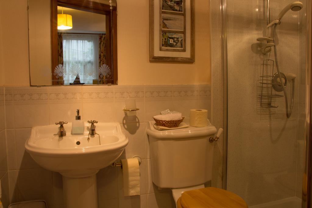 Roselea House Hotel Aberdeen Bagian luar foto